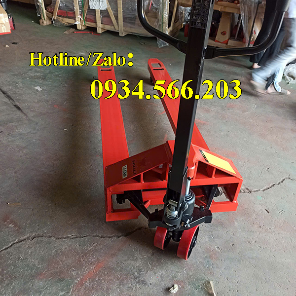 Xe Nâng Tay Cang Dai 2m Tải 5 Tan