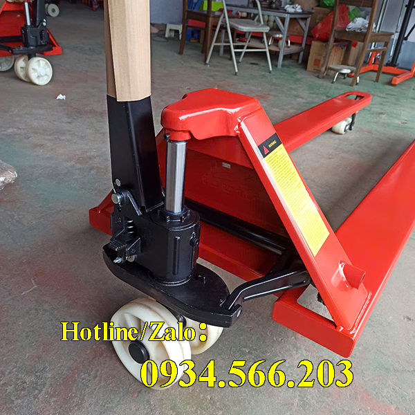 Xe Nâng Tay Càng Dài 2m